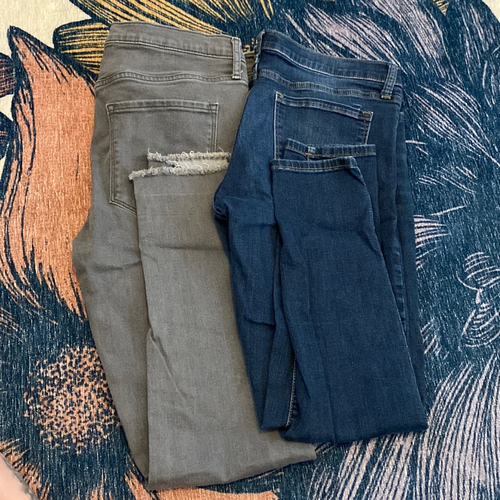 2 Pairs of Banana Republic Skinny Jeans size 12